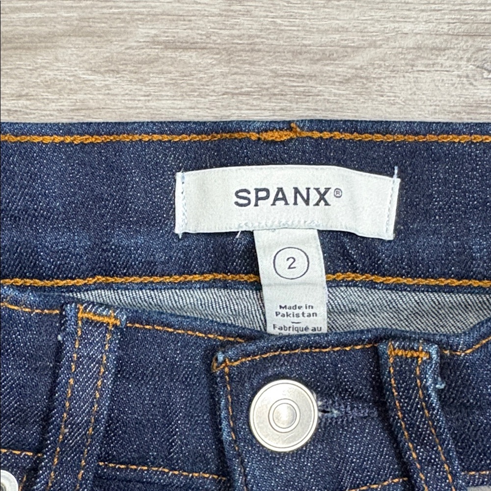 SPANXsculpt™ ReDefine
Slim Straight Jeans - Picture 8 of 9